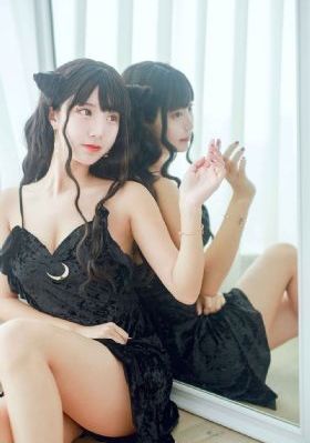 ass最新女人下身pics_720电影完整版在线观看